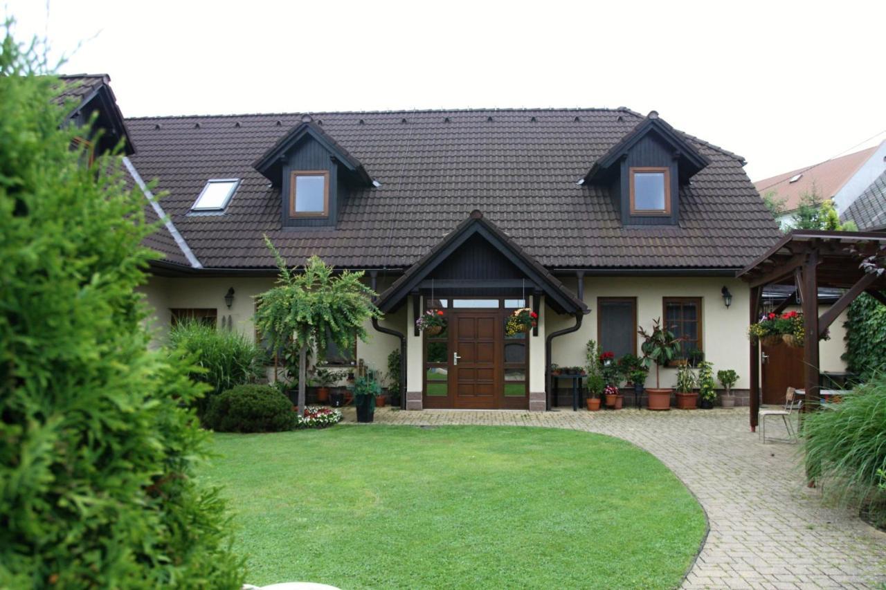 Ubytovani Zdarske Vrchy Světnov Exterior foto